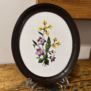 Floral Embroidered Wall Art in Frame